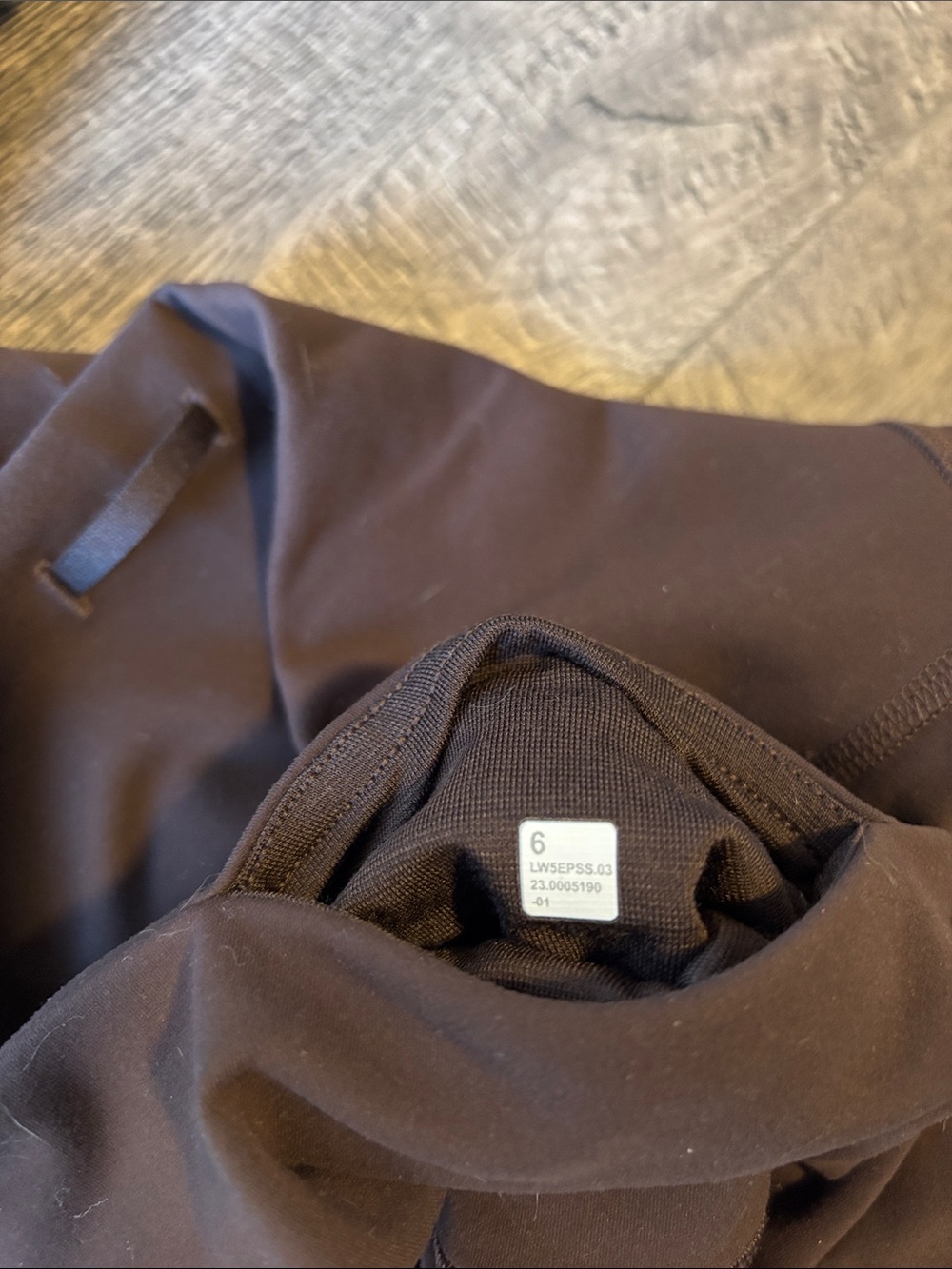 lululemon athletica espresso 3 piece lot size 6 - Picture 3 of 9